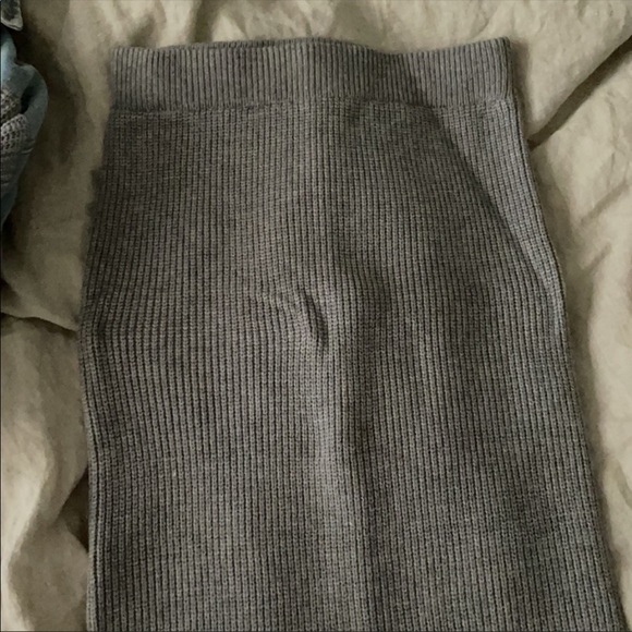 BNWT Storets Willa knit skirt gray S/M - Picture 4 of 5